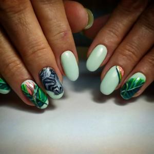 Фотография Diamond art nail club 3