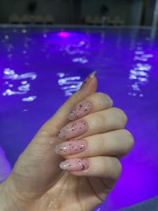 Фотография LuxNail, ногтевая студия 4